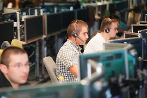 Cambi d&rsquo;appalto e trasferimenti. Scioperano in tutta Italia i settemila operatori dei call center di Enel
