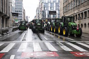 Mercosur, i trattori tornano in strada prima del voto sul patto commerciale
