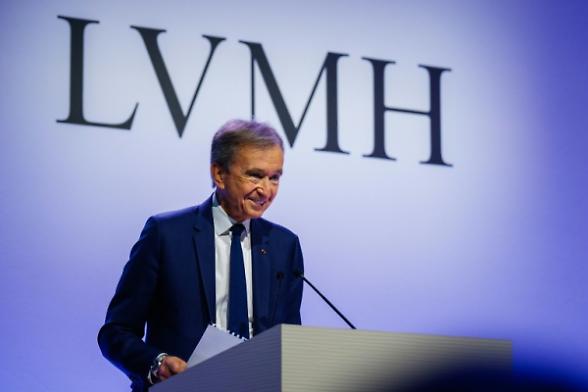 Lvmh ritorna a crescere (+1%). Terzo trimestre chiuso a 18,3 mld. Maria Grazia Chiuri torna in Fendi