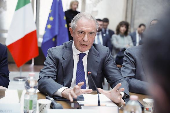 Transizione 5.0, il governo rilancia dopo le polemiche: &laquo;Nuova versione attiva da gennaio&raquo;