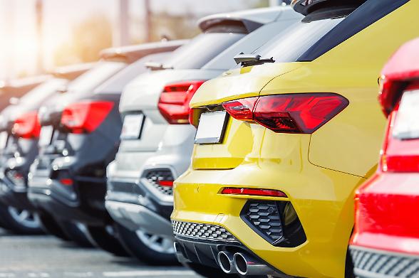 Immatricolazioni di novembre, il bonus rottamazione spinge le auto a batteria