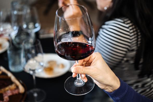 In Europa si beve meno vino La stima: -1% l&rsquo;anno fino al &lsquo;35