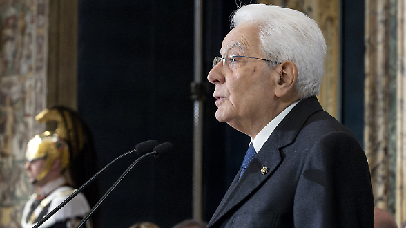 Mattarella striglia i partiti: &laquo;Devono lavorare insieme&raquo;