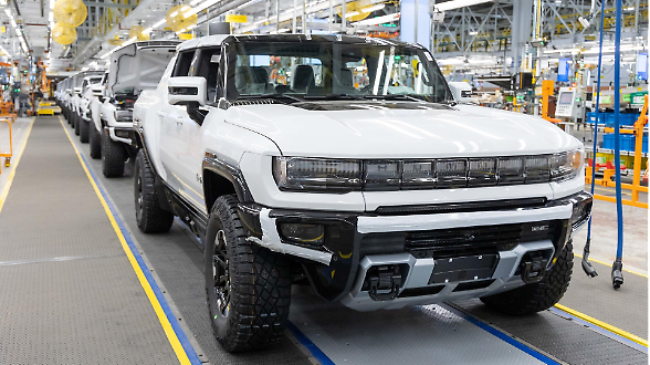 Su Ford e Stellantis ma cala General Motors