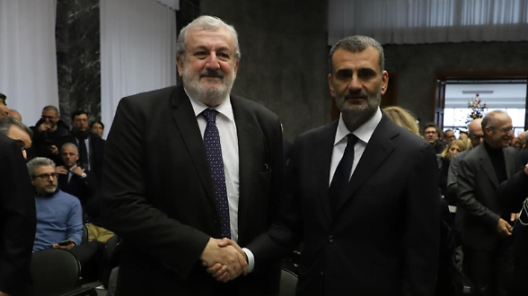 Decaro parte dalla Regione. Puglia tra crescita e nodi strutturali