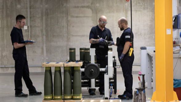 La Casa Bianca vuole il petrolio a 50 dollari anche a costo di colpire &ldquo;l&rsquo;amico&rdquo; Putin  