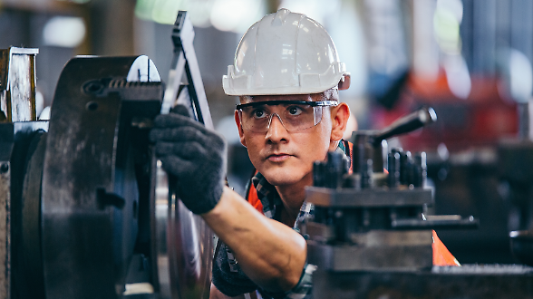 Unioncamere, a gennaio 527mila contratti. Cala L&rsquo;industria